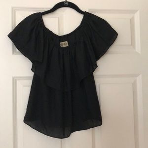 MuMu ruffle top